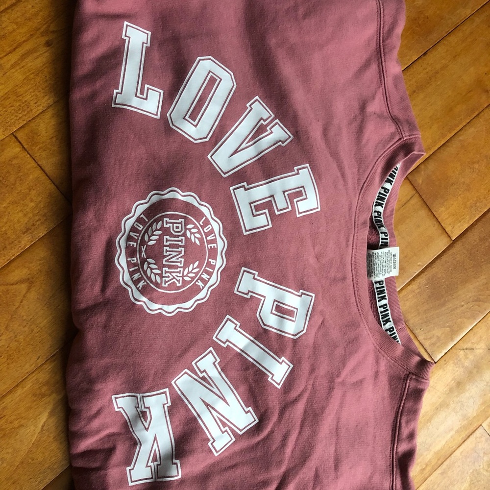 Vs pink crew